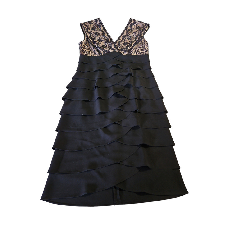Jessica Howard Dress Women 6 Black JH2M0453 Lace Tiered Ruffle V-Neck Cocktail